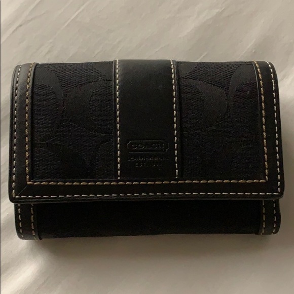 Coach Handbags - COACH Wallet Like New